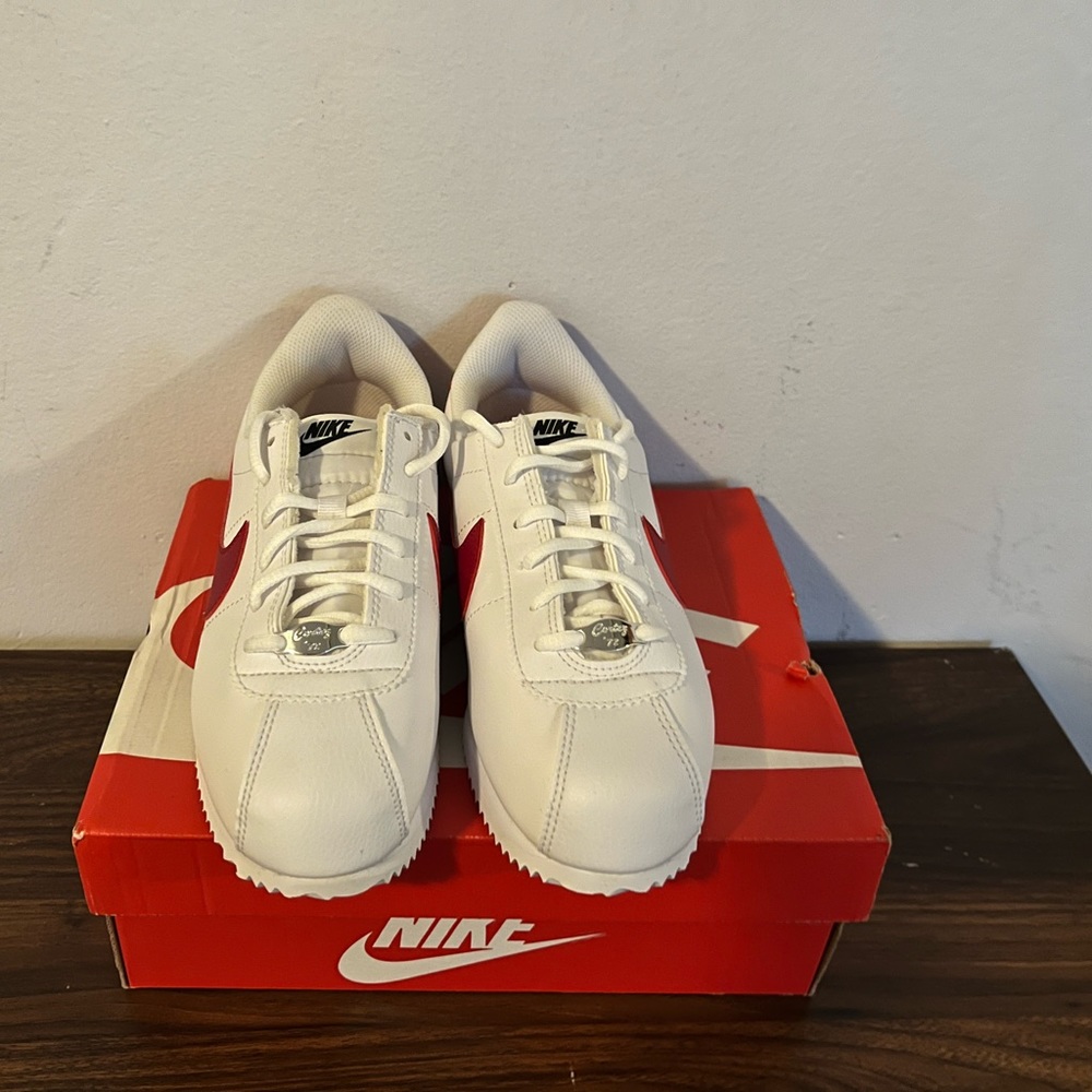Nike Cortez Basic, Size 6 1/2, Brand New w/ box.